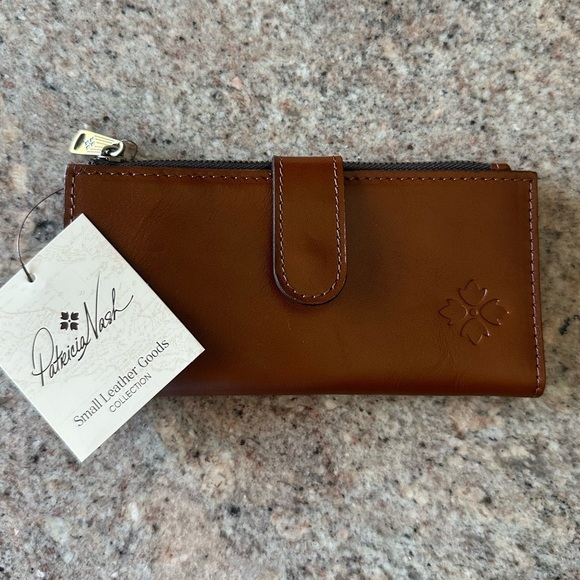 Patricia Nash Nazari Wallet - Picture 1 of 6